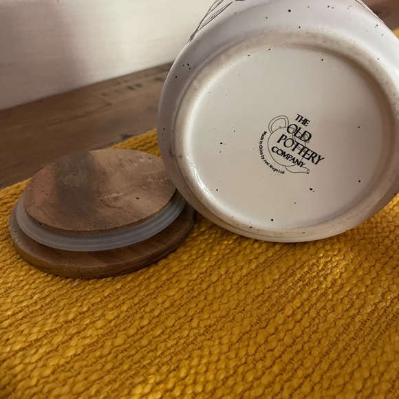 Sugar Jar with wood lid - Picture 6 of 8